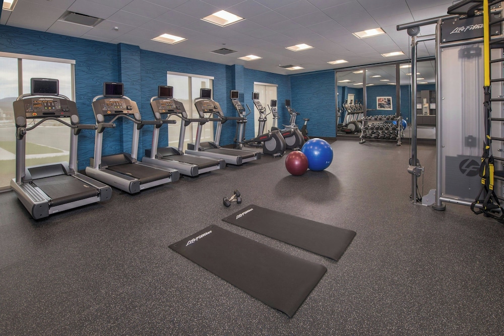 TownePlace Suites by Marriott Altoona - photo 18
