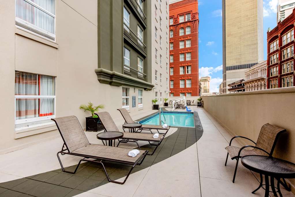 La Quinta Inn & Suites by Wyndham New Orleans Downtown - photo 14