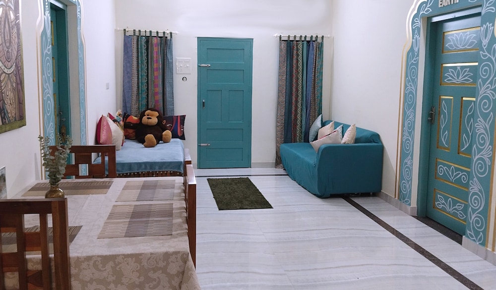 Gypsy Walker in Varkala, India