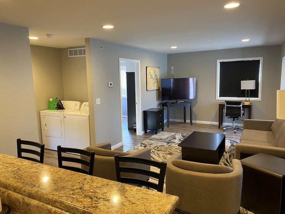 The Resort at Lake of the Ozarks - photo 40