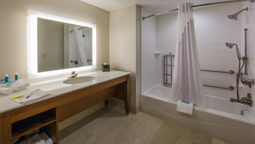 Holiday Inn Express Gatlinburg Downtown by IHG - photo 22