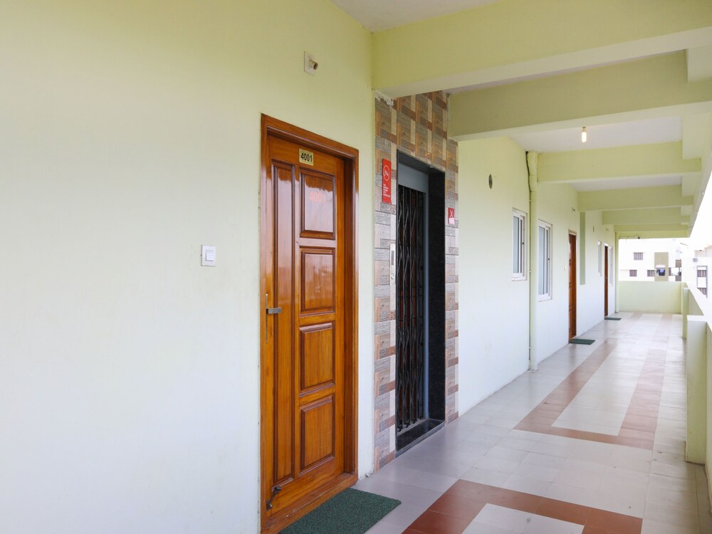 Oyo 15500 The Pando — hotel in Gummidipundi