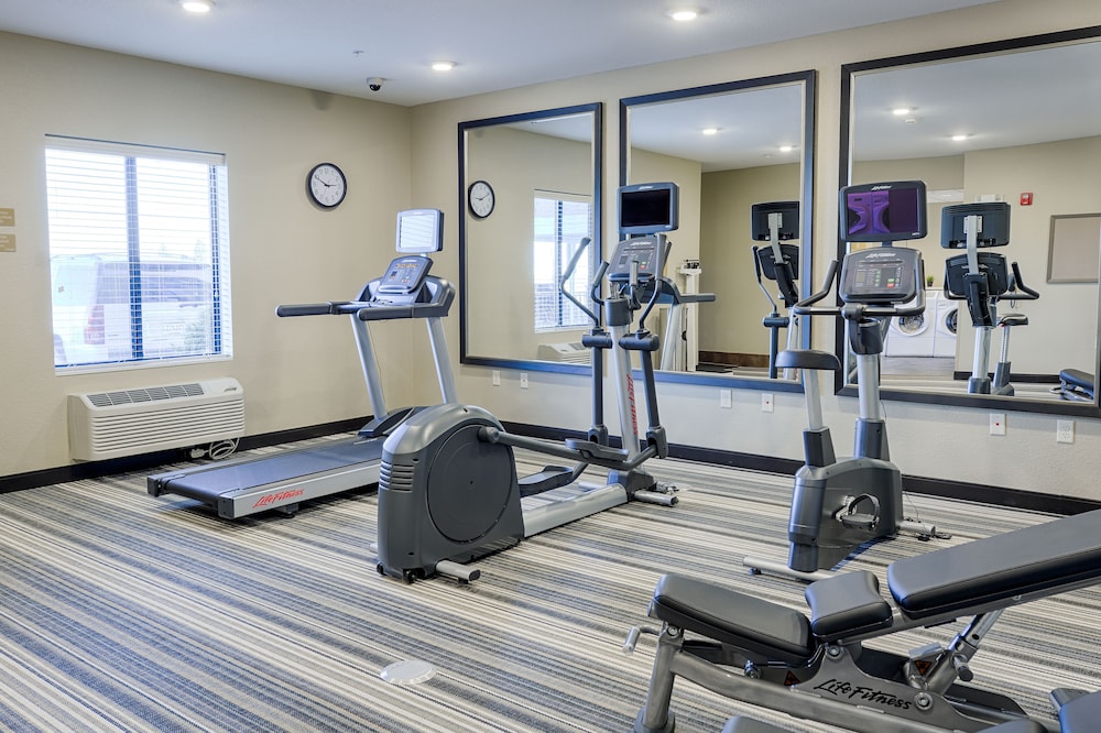 Candlewood Suites Lakeville I 35 by IHG - photo 18