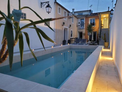 Le Soleya Centre Village Piscine 2 Pers — hotel in Bessan