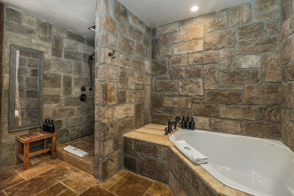 The Inn at Zaca Creek - photo 40