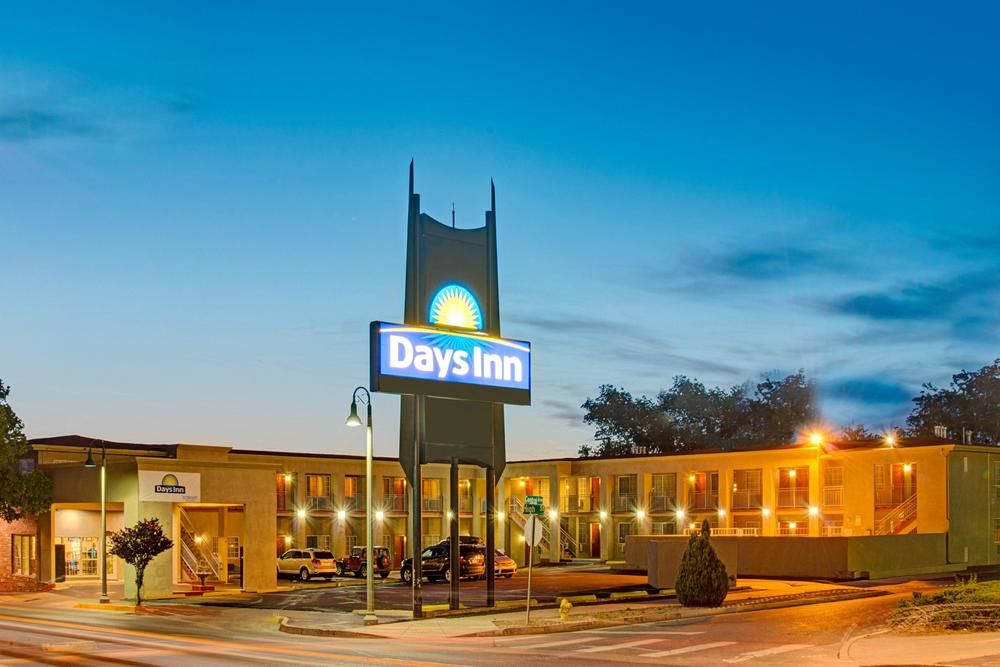 Days Inn by Wyndham Albuquerque Downtown - featured photo