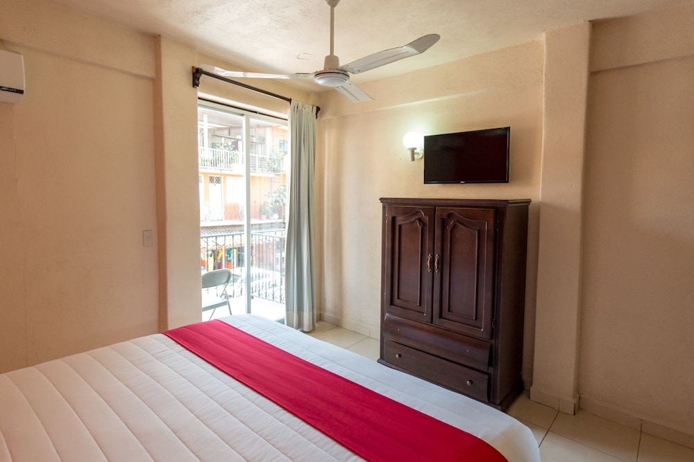 Hotel Casa Bravo in Ixtapa-Zihuatanejo, Mexico