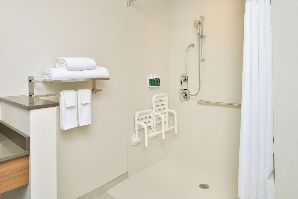 Fairfield Inn & Suites by Marriott Charlotte University Research Park - photo 19