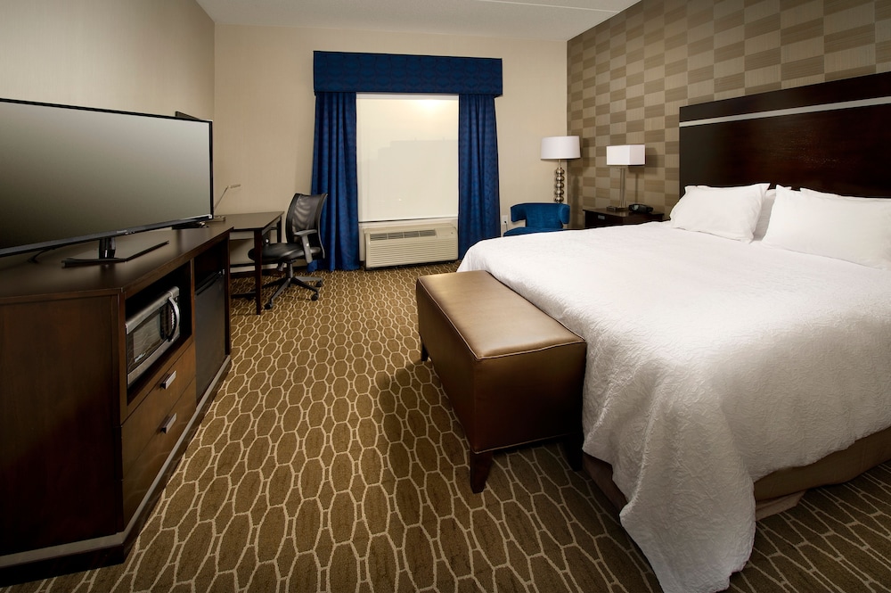 Hampton Inn & Suites Washington DC North Gaithersburg - photo 7