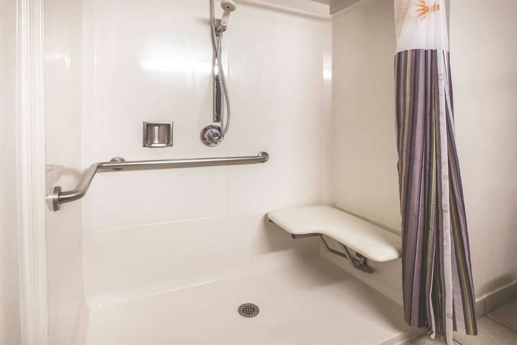Spark by Hilton Waldorf - photo 19