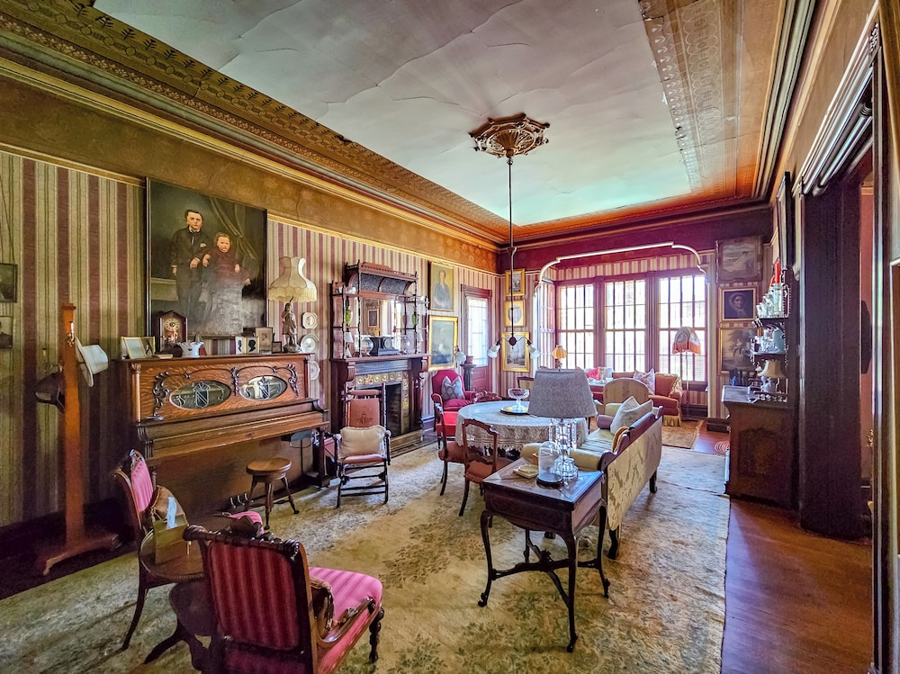 The JD Hyde Historic Inn - photo 44