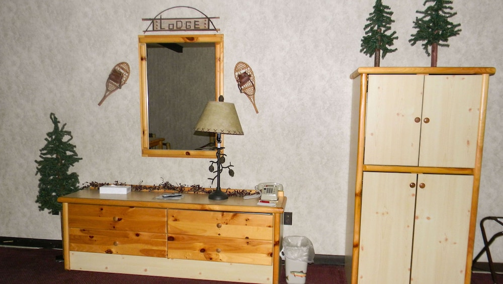 Adirondack Lodge Old Forge - photo 13
