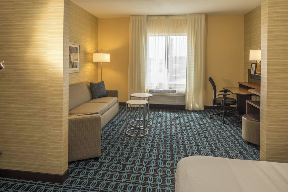 Fairfield Inn & Suites by Marriott Pittsburgh North McCandless Crossing - photo 12