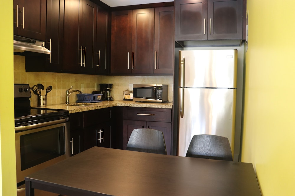 Curtis Inn & Suites - photo 16