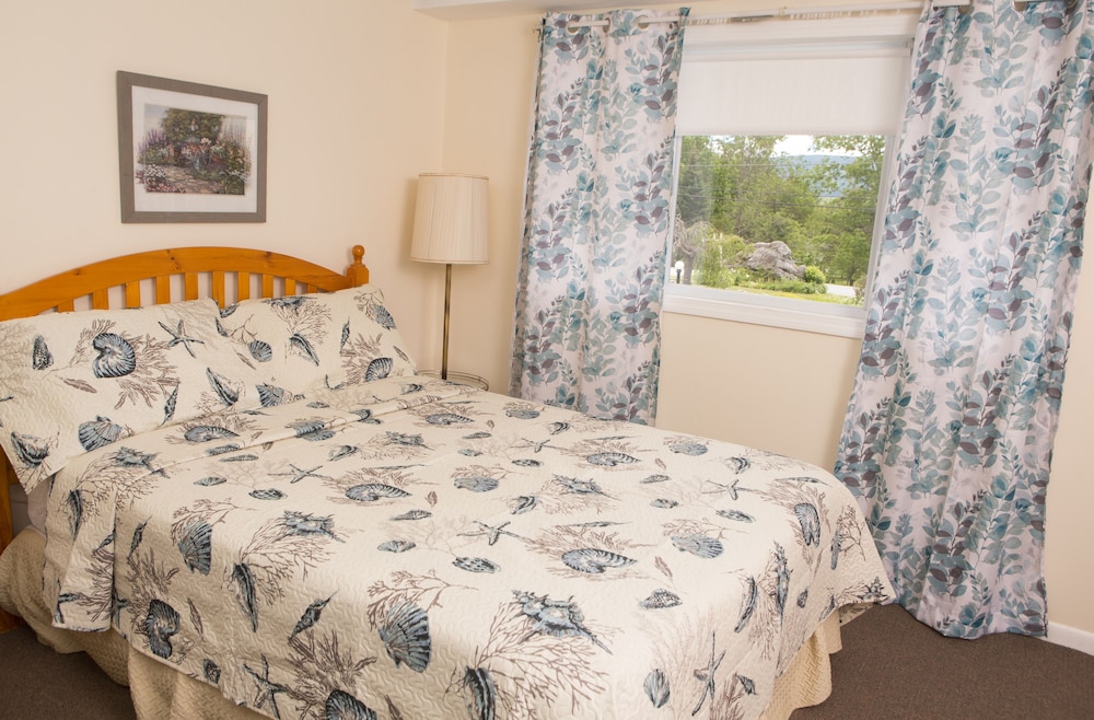Governors Rock Motel - photo 24
