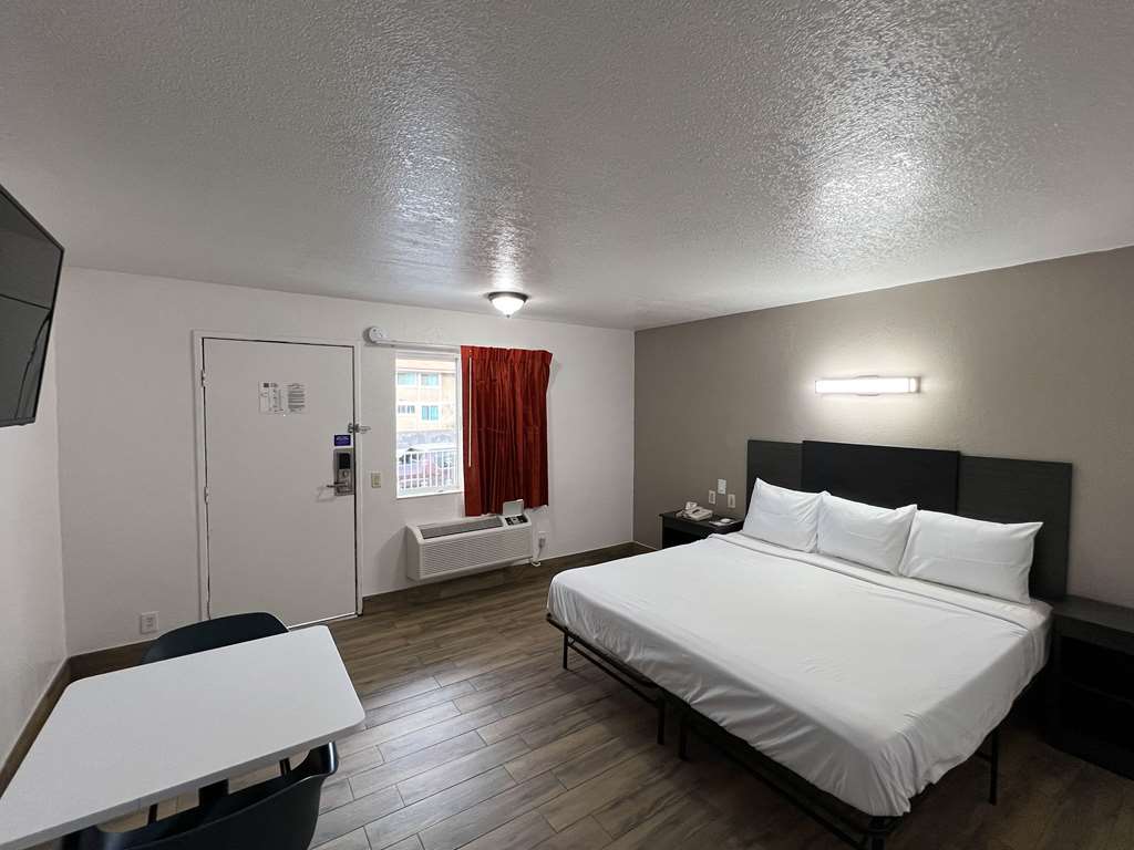 Motel 6 Orange CA Anaheim - photo 12