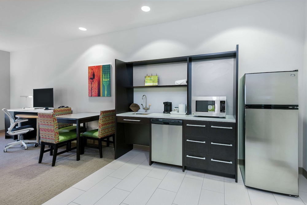 Home2 Suites by Hilton Austin Airport - photo 13