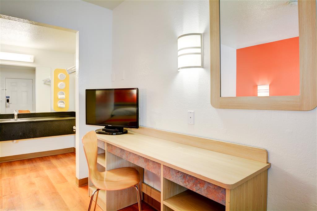 Motel 6 Southington CT Hartford - photo 10