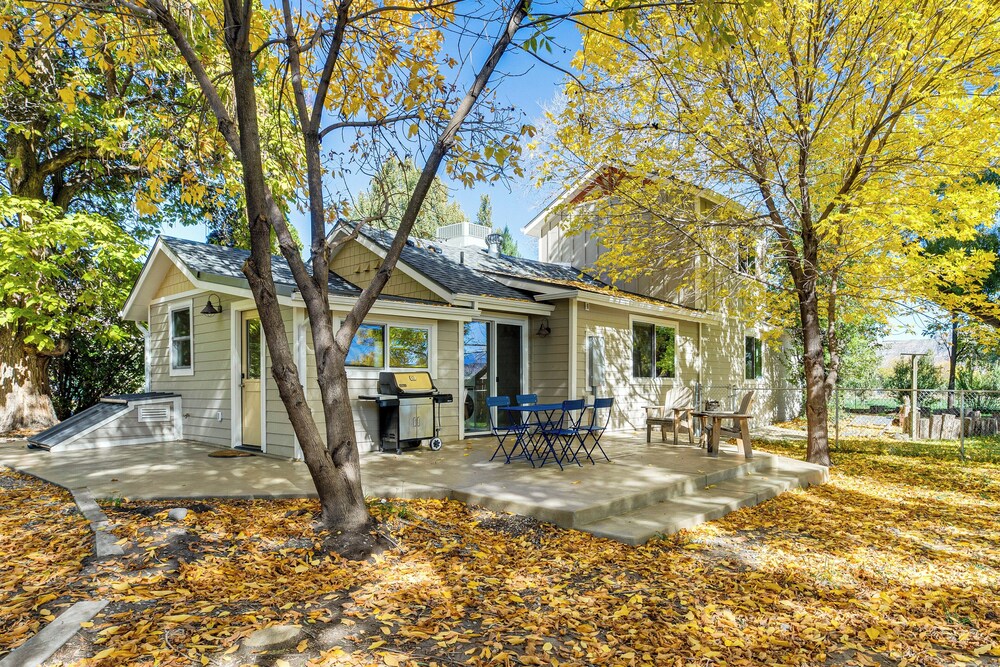 'off the Rails' in Palisade: Wine Country Retreat — hotel in Palisade