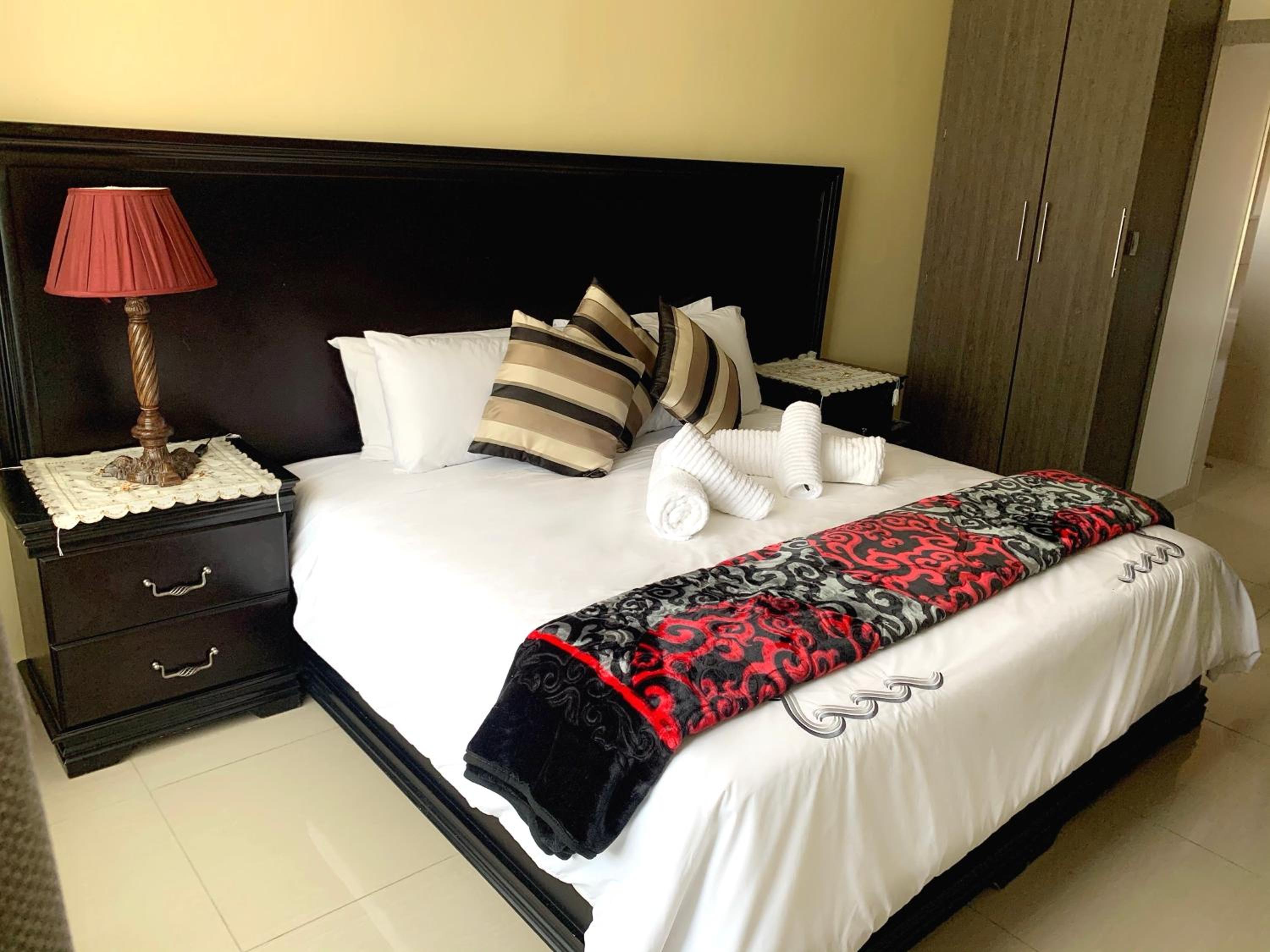 Estee House — 4-Star Luxury Hotel in Newcastle, South Africa