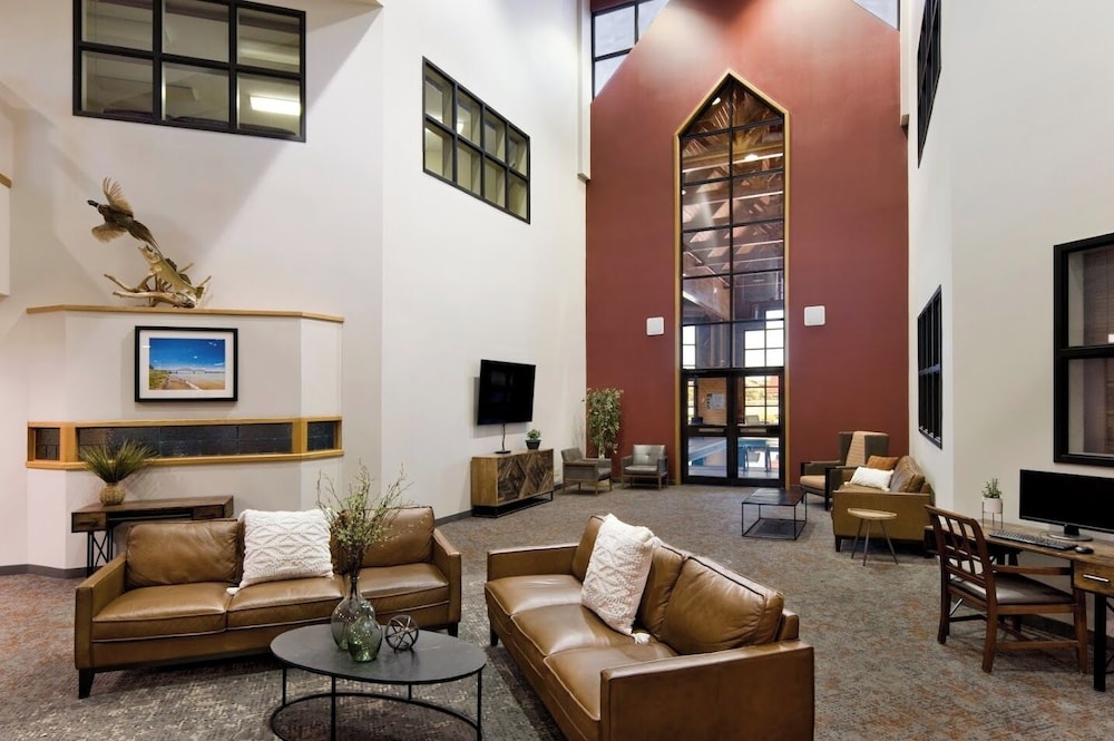 Cedar Shore Resort in Sioux Falls, United States