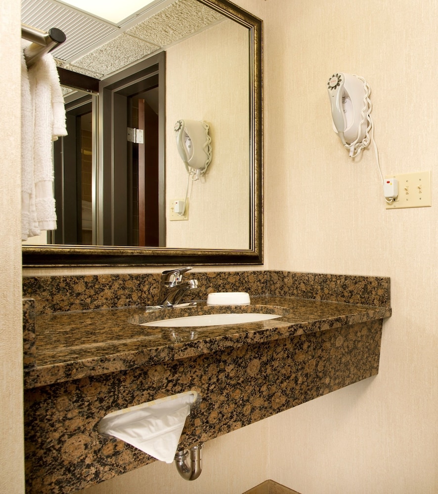 Hotel Lotus Kansas City Merriam - photo 21