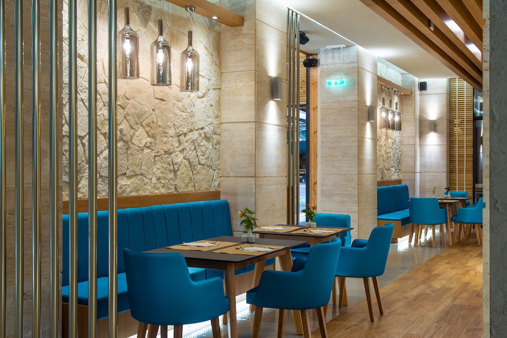 מזון ומשקאות