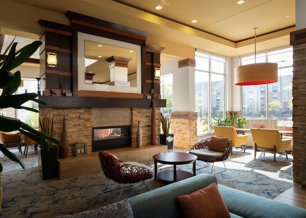 Hilton Garden Inn Ann Arbor - photo 2