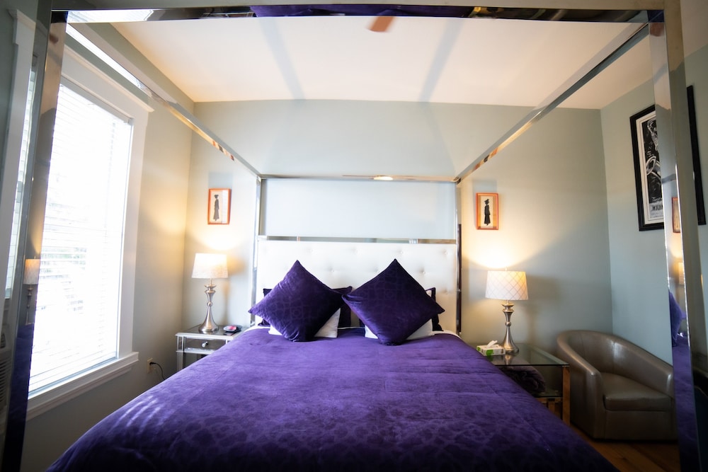 Oaak Tree Hotel - photo 148