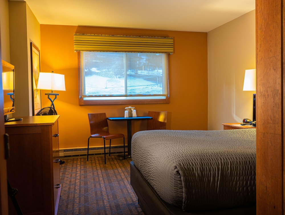 The Black Bear Lodge at Stratton Mountain Resort - photo 10