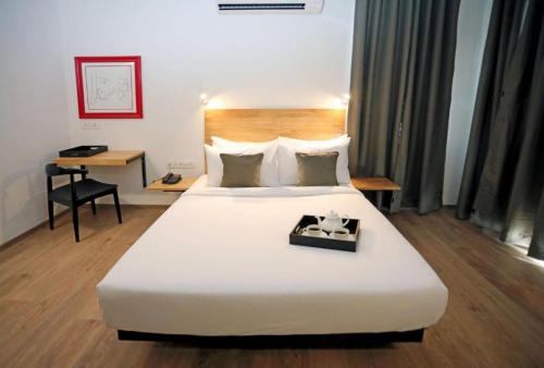 Hotel Wedlock Subash Chowk Gurgaon