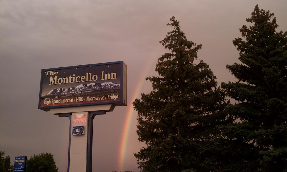 The Monticello Inn - photo 42