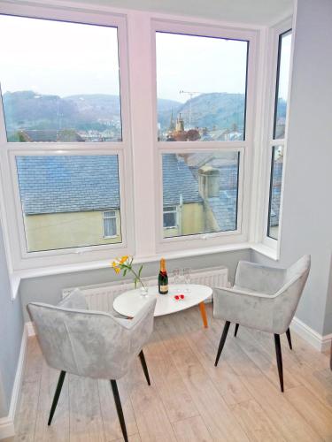 Sea Nest Apartment by Seaside Llandudno — 5-Star Luxury Hotel in Llandudno, United Kingdom