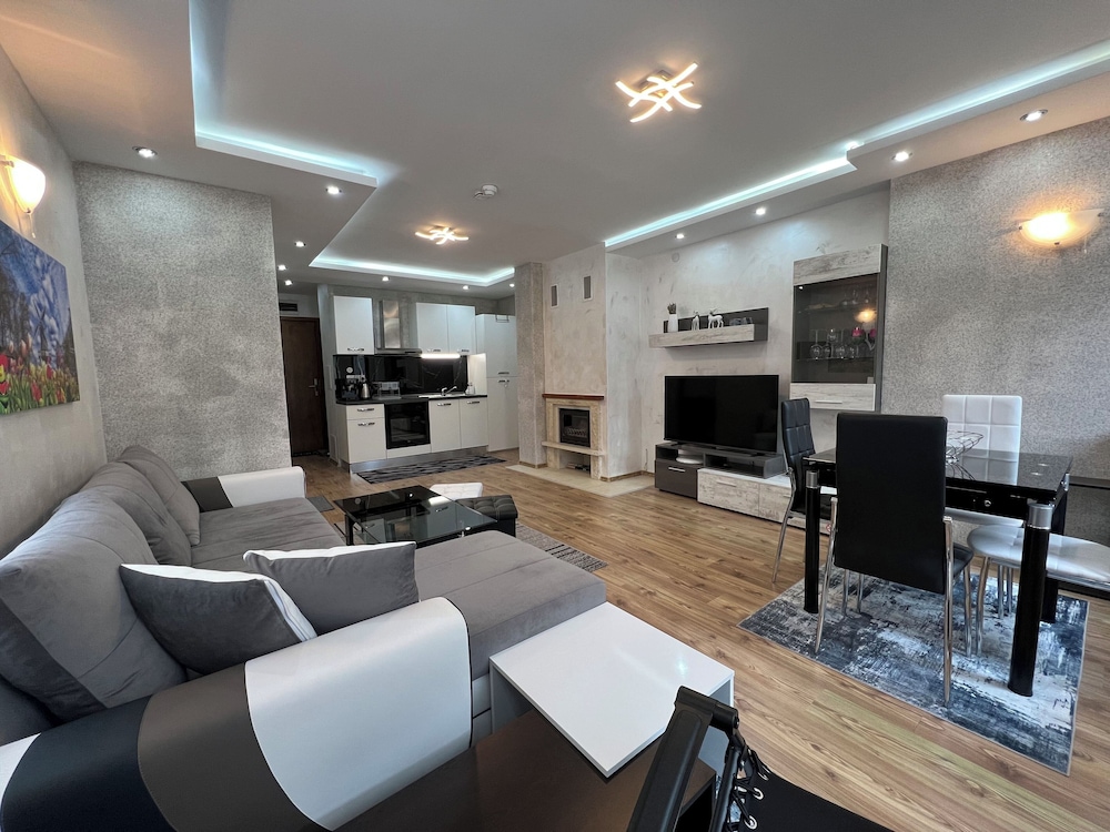 Tulip Apartment High end Grand Resort Pamporovo in Smolyan, Bulgaria