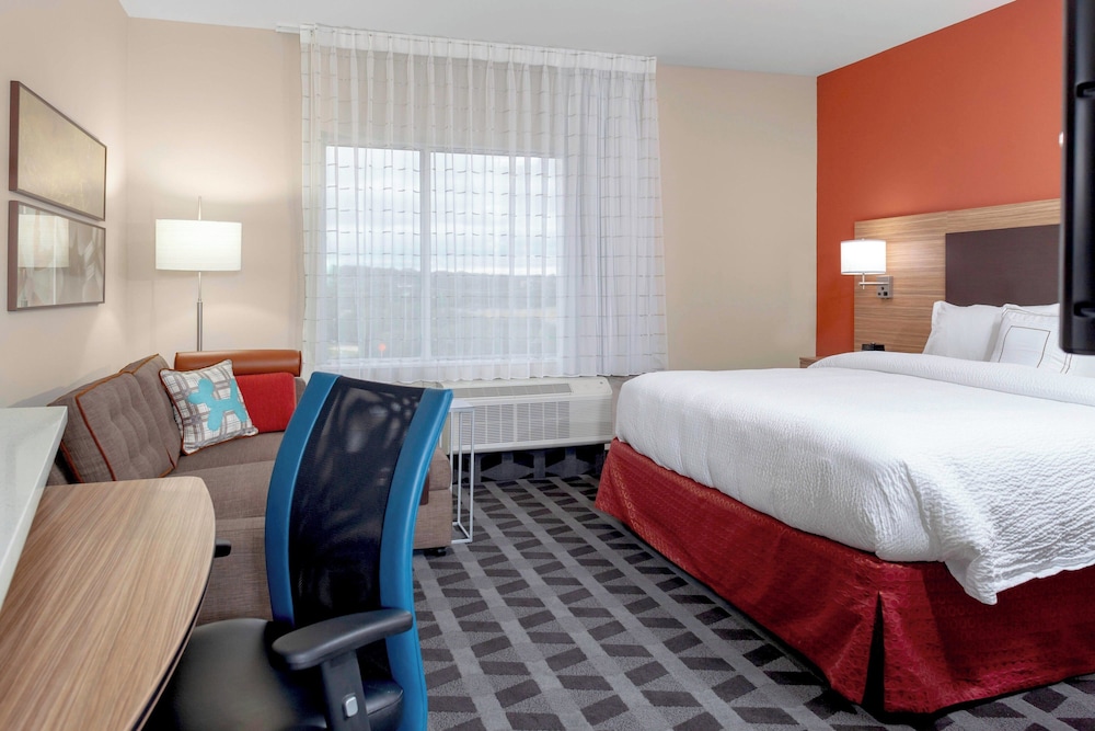 TownePlace Suites by Marriott San Antonio Westover Hills - photo 3
