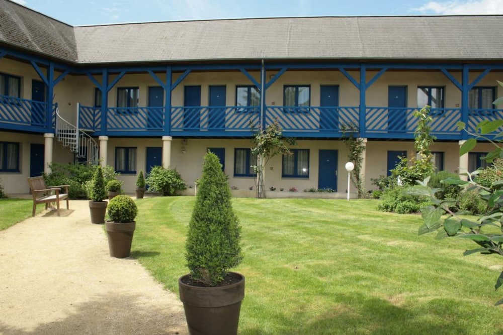 Cit'Hotel Le Capricorne - carbon neutral hotel in Vendome