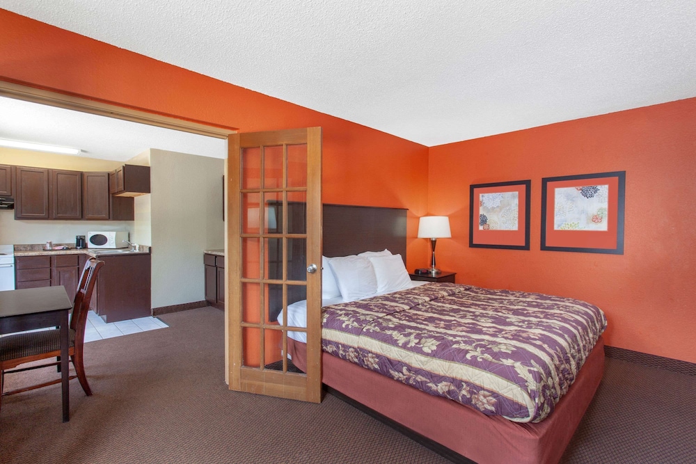 AmericInn by Wyndham Ham Lake - photo 6