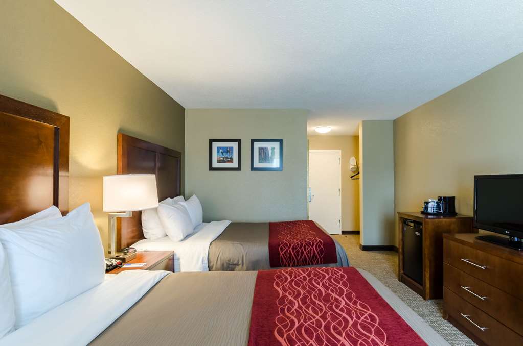 Comfort Inn Randolph Boston - photo 26