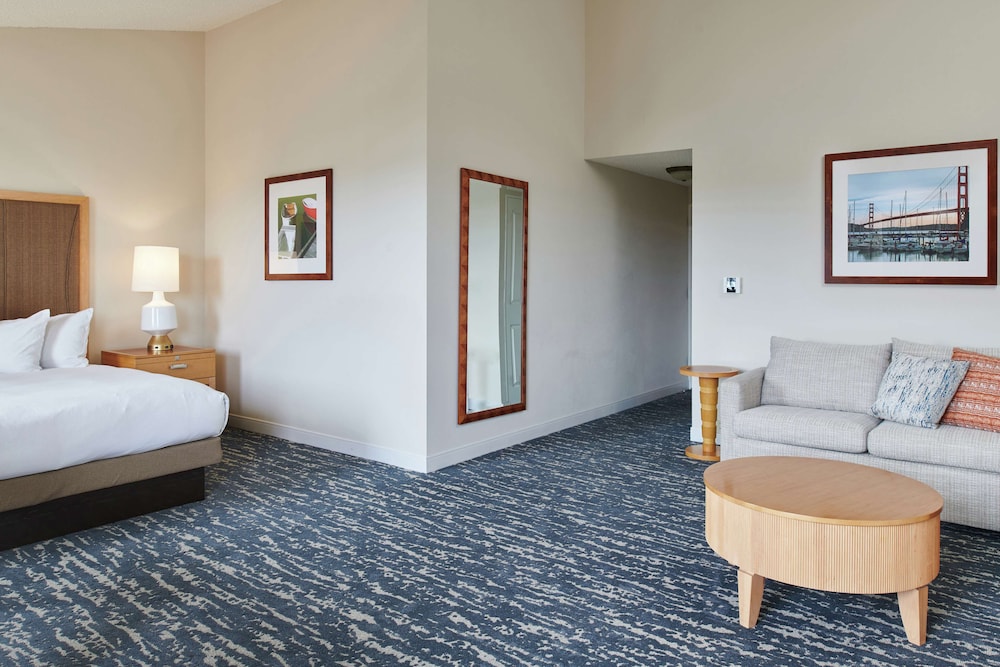 DoubleTree by Hilton Hotel Berkeley Marina - photo 15