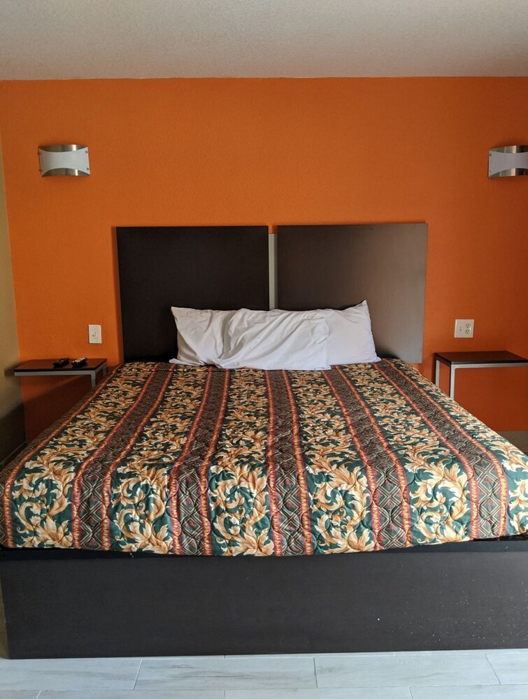 OYO Hotel Lake Charles Hwy 10 - photo 12