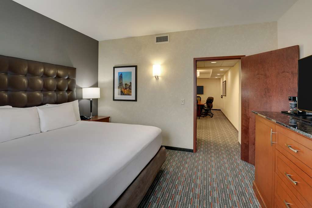 Drury Inn & Suites Charlotte Arrowood - photo 23
