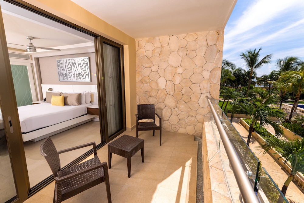 Royalton Riviera Cancun An Autograph Collection All Inclusive Resort & Casino