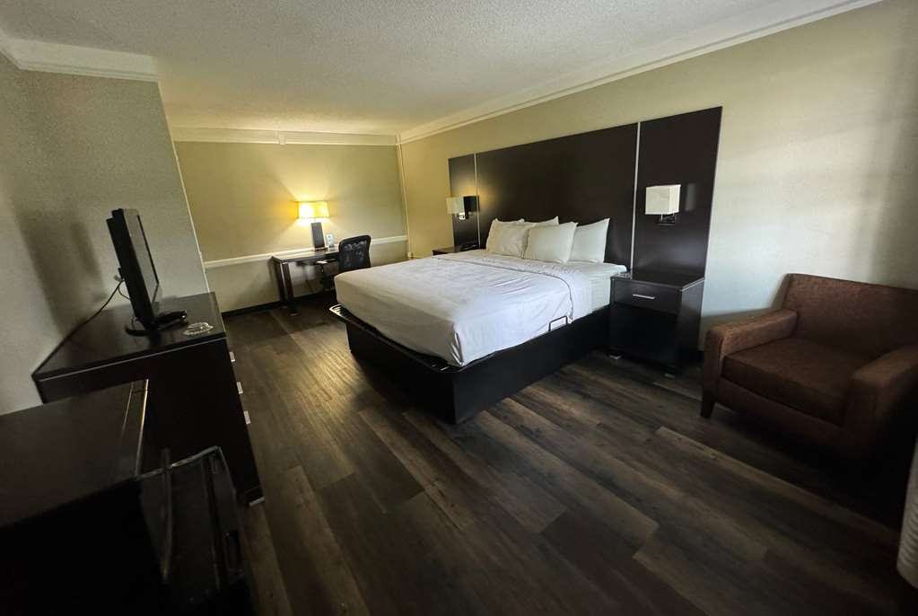 Travelodge by Wyndham Tuscaloosa - photo 11