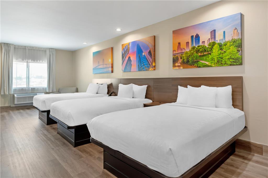 Clarion Pointe Spring Houston North - photo 23
