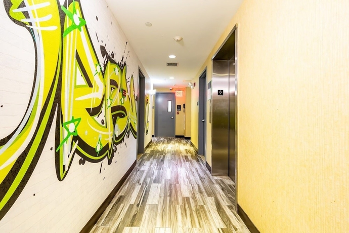 AirTrain Plaza Hotel JFK Airport - photo 12