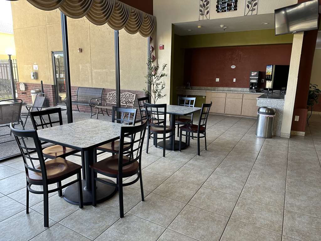 Red Lion Inn & Suites IAH Airport East - photo 6