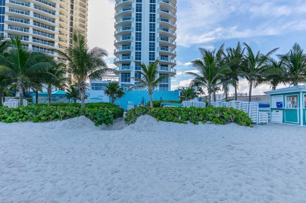 Marenas Resort Condos by Ammos VR - photo 47