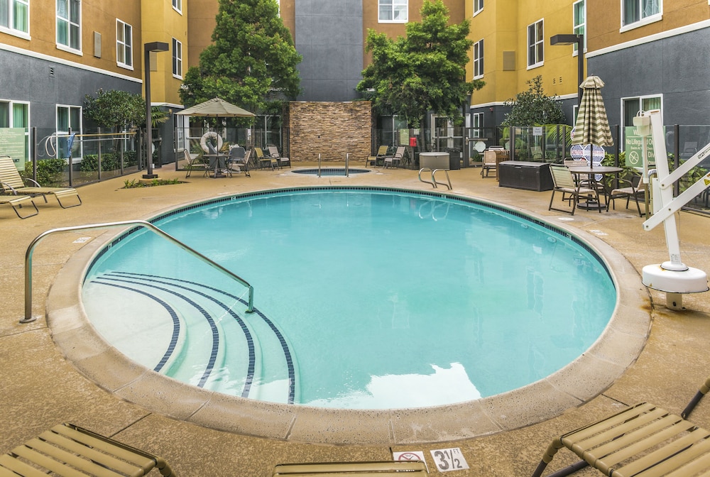 Homewood Suites by Hilton Carlsbad North San Diego County - photo 29