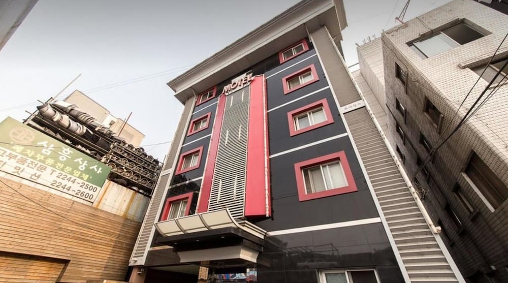 Renaissance Motel - last minute hotel in Seoul