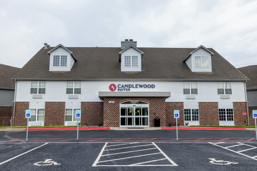 Candlewood Suites Wichita Northwest - photo 56